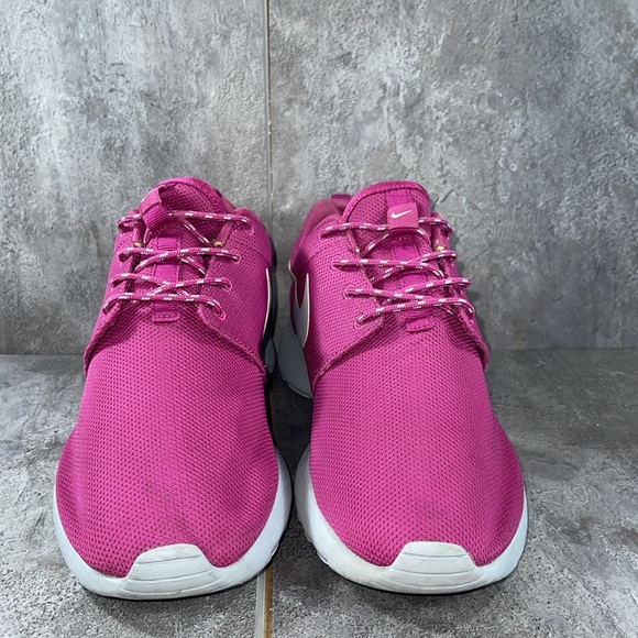Nike Women’s Roshe Run Running Shoes Size 9.5 - Picture 2 of 8
